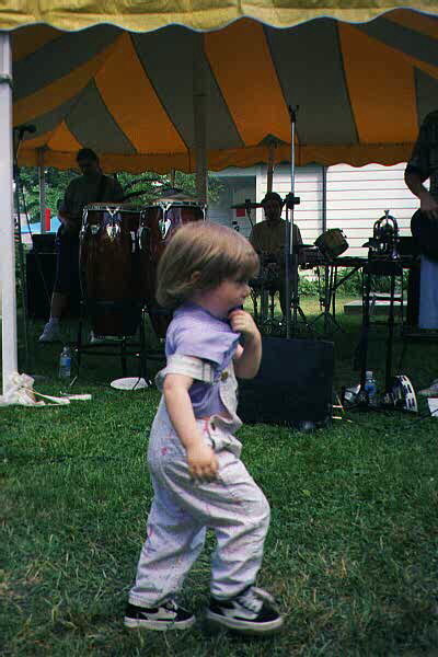 dance!! dance my little puppets!!